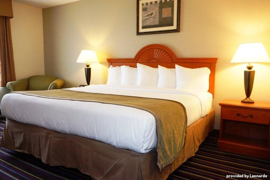 Best Western Isabelle Court Galliano Exterior photo